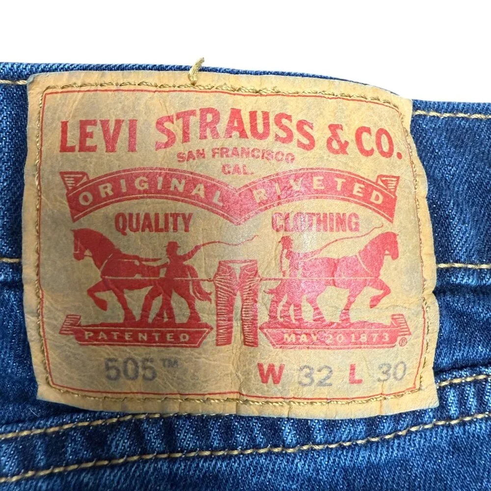 EUC Men's LEVI'S 505™ Regular Fit Straight Leg Dark Wash Jeans | Size‎ 32 X 30